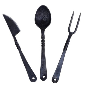 Couteau médiéval de haute qualité, forgé à la main en acier à haute teneur en carbone, style antique, couteau utilitaire médiéval à lame pleine, avec étui en cuir - Product Image 1