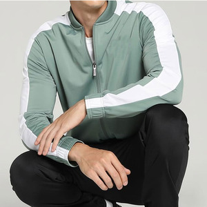 เสื้อแจ็คเก็ตแทร็คซิปเต็มตัวสีเขียวสำหรับผู้ชาย พร้อมแถบสีขาวและกระเป๋าข้าง สไตล์สปอร์ตสำหรับใส่ในฤดูใบไม้ผลิ - Product Image 4