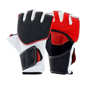 Gants de boxe MMA en cuir de qualité supérieure personnalisables, avec fermeture à lacets et support de poignet en Velcro, anti-humidité - Product Image 6