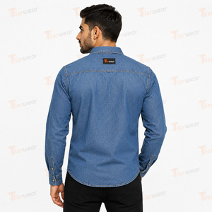 Camisas de mezclilla para hombre al por mayor, camisas casuales personalizadas con botones, camisas de trabajo de mezclilla de algodón de manga larga, fabricante de camisas de moda. - Product Image 4