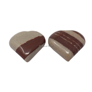 Vente en gros d'agate œil de tigre en cristal naturel en forme de cœur gonflé pour la guérison et l'amour Décoration avec mots de produit en jade - Product Image 4