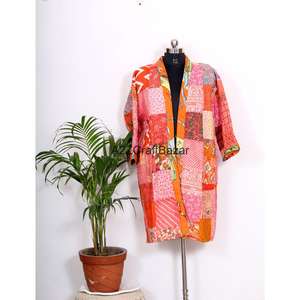 Kimono y Bata de Algodón Puro 100% Hechos a Mano, de Lujo, Vintage, con Estampado Floral Kantha, Cortos, Transpirables y Suaves para Mujer, para Invierno - Product Image 1