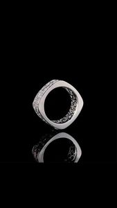 Bague éternelle en diamant de laboratoire, deux tons, émeraude, diamant taille ronde, bijoux fins modernes - Product Image 5