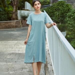 Robe en lin biologique faite à la main pour femmes, coupe ajustée, manches longues, vêtements sur mesure en taille plus, cadeau pour elle - Product Image 2