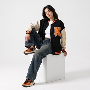 Chaqueta universitaria personalizada de estilo moderno, bordado de chenilla, ropa de calle de invierno, chaqueta bomber de lana, estilo béisbol. - Product Image 3