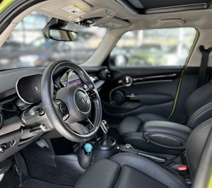 Mini Cooper S Hardtop 4 Puertas Usado 2024 - Product Image 4