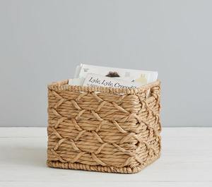 Set of 2 Twisted Woven <b>Water</b> <b>Hyacinth</b> <b>Baskets</b> Handmade Storage <b>Basket</b> Wholesale eco-friendly Made in Vietnam - Product Image 3