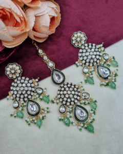 Elegant Kundan Pearl Strand Choker Necklace <b>Set</b> With Earrings And Mangtika Traditional Ethnic Festive Wear <b>Jewellery</b> Collections - Product Image 3