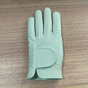 Gant de golf en cuir personnalisé OEM, respirant, adhérence performante, toucher doux, fabricant d'équipements de golf à marque privée - Product Image 2
