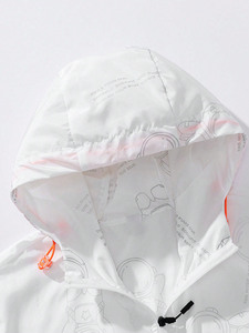Conjunto Deportivo Impermeable para Hombre, Ajustable, Holgado, con Gorra Personalizada y Sudadera Ligera con Capucha - Product Image 5