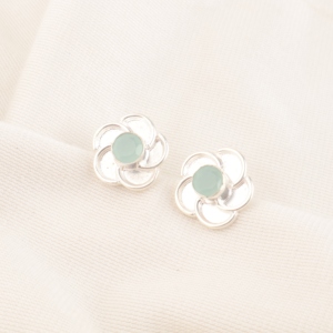 Magnifiques boucles d'oreilles en argent sterling 925 plaqué, serties de chalcédoine aqua, faites à la main, élégantes et design, pour femmes et filles - Product Image 1