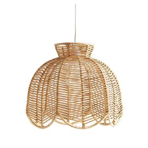 Lámpara colgante decorativa hecha a mano de mimbre y ratán para arquitectura interior contemporánea y espacios de lujo. - Product Image 6