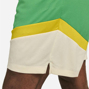 Shorts de sport pour hommes en maille brodée vintage de qualité supérieure, légers et élastiques, personnalisables, pour le basketball, vente en gros - Product Image 4