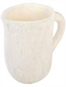 Tasse en résine artisanale jaune de forme ronde, objet de décoration pour la maison, technique de moulage - Product Image 2