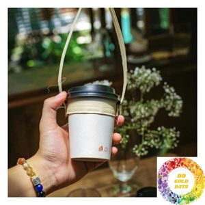 Poignée de transport en forme de feuille naturelle pour gobelets à café, tasses à thé et contenants de boissons froides à emporter - Product Image 1