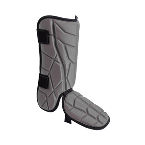 Paire de protège-tibias de baseball professionnels, équipement léger de protection des jambes, conception à sangle sécurisée, équipement sportif confortable - Product Image 2