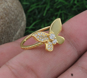 Bague Papillon en Argent Sterling 925 avec Zircon Cubique, Plaqué Or 18K, Sertissage Clos, Bijou Minimaliste pour Femme, Petite Bague, Vente en Gros - Product Image 4