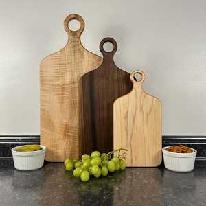 Planche à découper en bois au design moderne et tendance, multifonctionnelle, grande planche à découper en bois naturel, à utiliser à la maison, à l'hôtel, au restaurant - Product Image 1