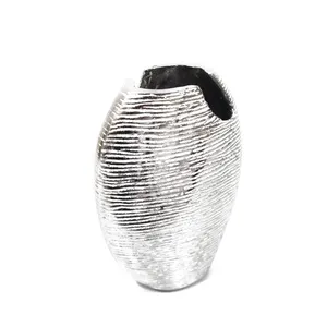 แจกันดอกไม้โลหะทำมือแบบตั้งพื้นสุดหรูสำหรับตกแต่งทางเข้าห้องโถง - Product Image 1