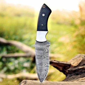 Couteau de chasse artisanal à lame large en acier Damas, manche en bois anthracite, avec embout en acier – Vente en gros de couteaux de camping - Product Image 1