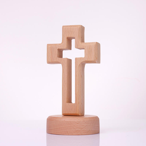 Décoration de baptême pour les fêtes, croix rustique en bois, croix catholique en bois de noyer - Product Image 3