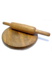 Planche à rouler en bois artisanale traditionnelle avec rouleau à pâtisserie pour la préparation de pâte à pizza, à pâtisserie et à gâteaux - Product Image 5