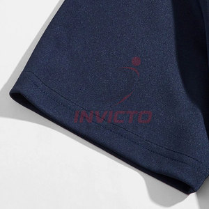 Conjunto cómodo de camiseta y pantalones cortos para hombre, diseño moderno, material suave, colección de ropa de verano, conjunto de camiseta y pantalones cortos - Product Image 3