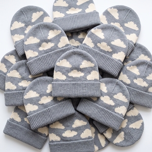 Bonnet en tricot à motif ondulé bleu, bonnet chaud jacquard à revers ondulé, vente directe en gros, couvre-chef d'hiver - Product Image 6