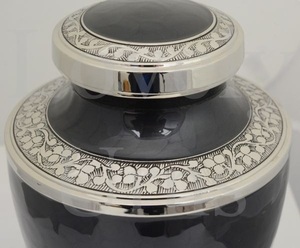 Artisanal Brass Urn Handmade Decorative Cremation Container <b>Memorial</b> <b>Keepsake</b> Elegant Home Decor Tabletop Funeral Accessories - Product Image 5