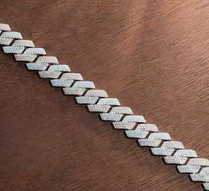 Chaîne cubaine bicolore premium 18 mm en moissanite VVS, argent 925 plaqué or, style Iced Out, collier de mariage, longueur 18-24 pouces - Product Image 2