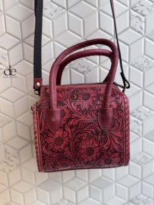 Nouveau Sac à Main Tendance en Cuir Sculpté à la Main, Style Bohème Gypsy, Sac à Bandoulière Fait Main Western Rose, Sac Polyvalent Élégant - Product Image 3