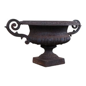 Urna de Jardín de Hormigón Antigua con Borde Esmaltado en Rojo y Diseño Acanalado para Macetas de Exterior, Estilo Vintage - Product Image 5