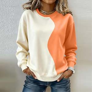 Sudadera de Mujer con Bloques de Color y Logotipo Personalizado, 300 GSM, Cuello Redondo, Manga Larga Raglán, Corte Holgado, Casual y Moderna - Product Image 4