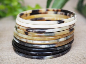 Natural <b>bracelets</b> buffalo horn Bangle trending bangle high quality bangles jewelry Customized Size And Natural Color - Product Image 4