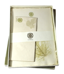 Ensemble de dossiers de présentation A4 avec logo imprimé, cadeau d'entreprise, papier à lettres A4, 5 enveloppes, impressions de feuilles naturelles, bureau - Product Image 1