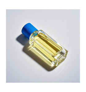 Octinoxate à flux libre pour usage industriel, Octinoxate de qualité supérieure pour formules de soins solaires - Product Image 4