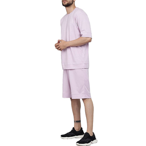 Ensemble T-shirt col rond rose clair pour homme en coton tricoté et short décontracté d'été respirant, imprimé numériquement, respectueux de l'environnement - Product Image 2