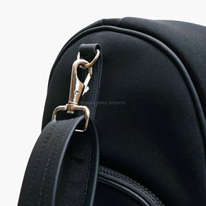 Sac de voyage classique britannique vert, sac de sport et de gym multicolores - Product Image 4