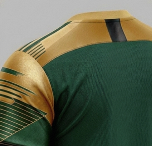 Ensemble de maillot de football pour homme vert et noir à col en V, manches courtes, polyester, taille élastique, respirant, coupe athlétique, toutes saisons - Product Image 5