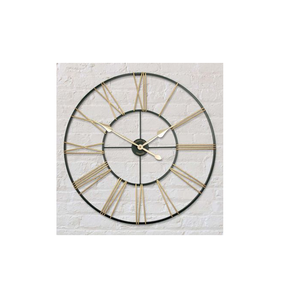 Reloj de Pared Decorativo de Metal de Lujo, Diseño de Marco Abierto Negro, Números Romanos Dorados, Movimiento Mecánico Silencioso, para Colgar en Navidad - Product Image 1
