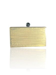 Pochette de luxe en résine dorée brillante avec embellissements en pierre faits à la main et bouton en diamant pour fêtes et mariages - Product Image 4