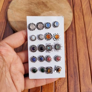 ต่างหูห่วงบางทังสเตนดีไซน์หรูหราไม่ซ้ำใครสำหรับผู้หญิง เครื่องประดับน้ำหนักเบา ป้องกันการแพ้ เหมาะสำหรับใช้ในออฟฟิศ ลำลอง และงานปาร์ตี้ - Product Image 2