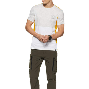 Camiseta de Manga Corta para Hombre House & Shields con Bloques de Color, Ribete en Contraste y Logotipo con Letras en la Parte Delantera, Estilo Casual - Product Image 4