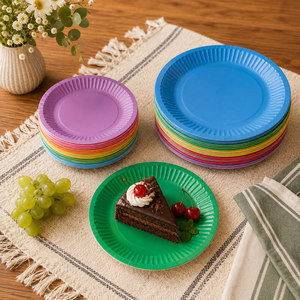 Ensemble d'assiettes jetables en plastique colorées pour fêtes et usage occasionnel, avec assiette jaune pour sandwichs et présentation de fruits - Product Image 6