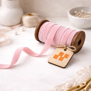 Cinta de Terciopelo de una Cara Tejida Resistente al Encogimiento de 6 mm de Neelkamal Industries, Cinta Decorativa Suave y Lujosa para Prendas y Manualidades - Product Image 1