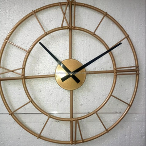 Horloge murale en métal de forme ronde de qualité standard pour l'utilisation du temps et la décoration murale disponibles à un prix abordable - Product Image 1