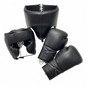 Conjunto de boxeo profesional hecho a medida con guantes de boxeo, protector de cabeza y protector de ingle, kit de sparring de cuero vacuno de alta calidad. - Product Image 4