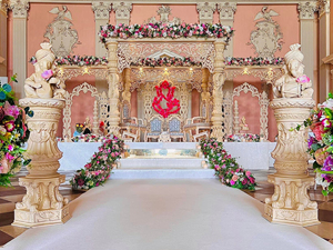 Mandap Tradicional Indio del Norte para Bodas Grandes de la India Gujarati, Decoración de Boda de Madera Tratada, Conjunto de Mandap Cuadrado para Reino Unido/EE. UU. - Product Image 3