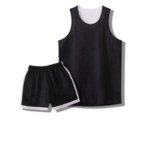 Ensemble Maillot et Short de Basketball Personnalisé Respirant pour la Vente en Gros – Tenue d'Équipe à Sublimation Frontale, Séchage Rapide, Léger, en Polyester - Product Image 3
