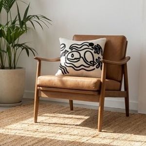 Coussin carré en coton le plus vendu avec broderie noire de dessin animé, design minimaliste, housse lavable - Product Image 3